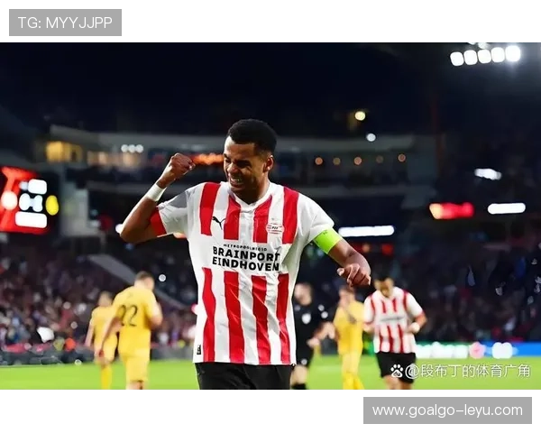 荷甲动荡:阿贾克斯提前换帅,积分榜震荡 荷甲动荡:阿贾克斯提前换帅,积分榜震荡